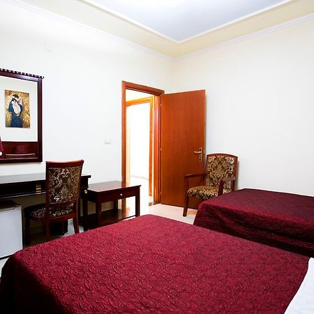 Orchidea Hotel Tirana Exteriör bild