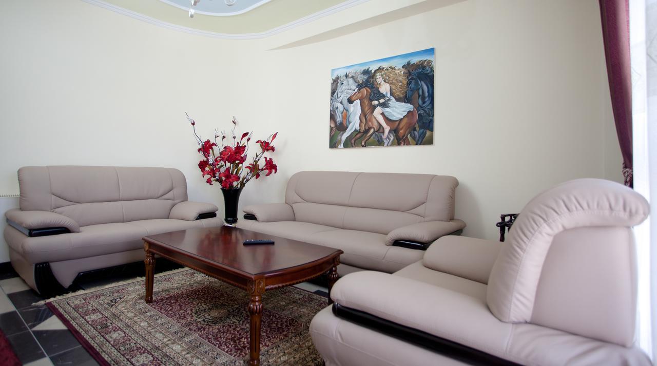 Orchidea Hotel Tirana Exteriör bild