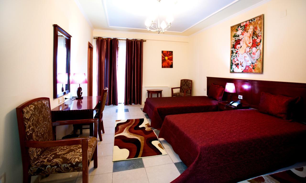 Orchidea Hotel Tirana Exteriör bild